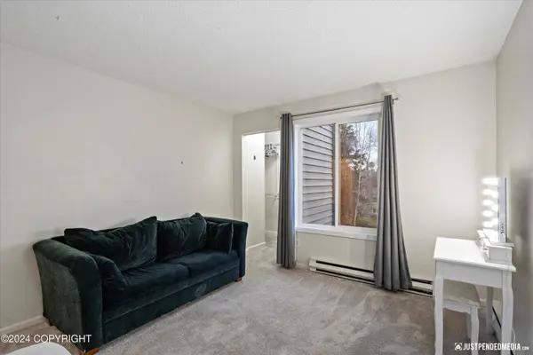 4660 REKA DR D16, Anchorage, AK 99508