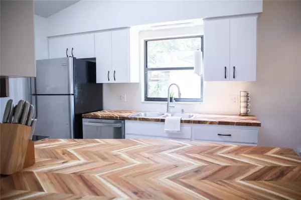 1423 CHAMBERLAIN LOOP, Lake Wales, FL 33853