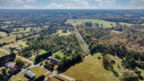 7911 River Bend RD, Claremont, NC 28610