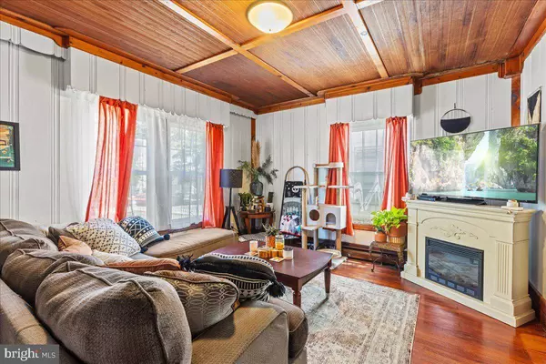 400 WOOD ST, Burlington, NJ 08016