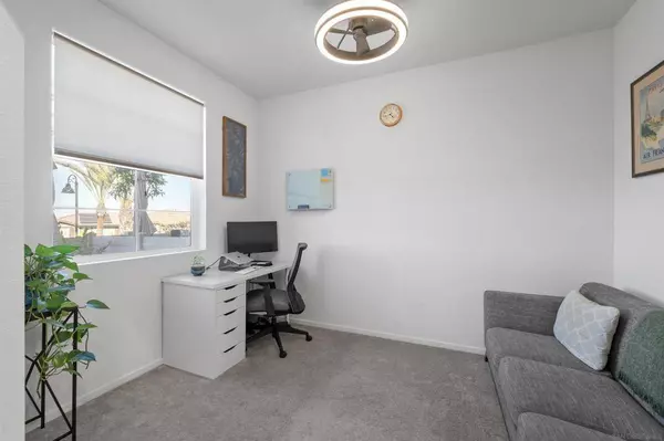 1113 Via Lucero, Oceanside, CA 92056