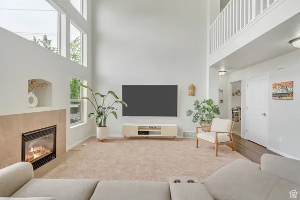 1016 N 2375 W, Layton, UT 84041