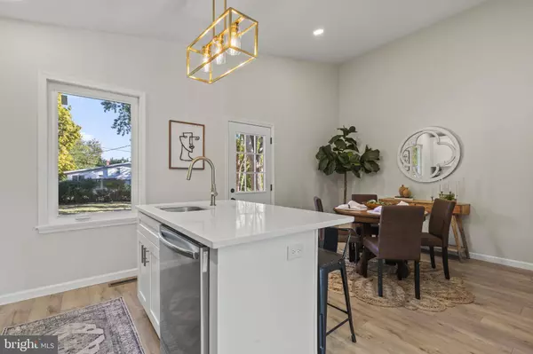 105 CORAL REEF DR, Newark, DE 19713