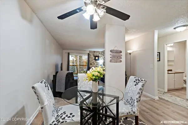 4660 REKA DR D16, Anchorage, AK 99508