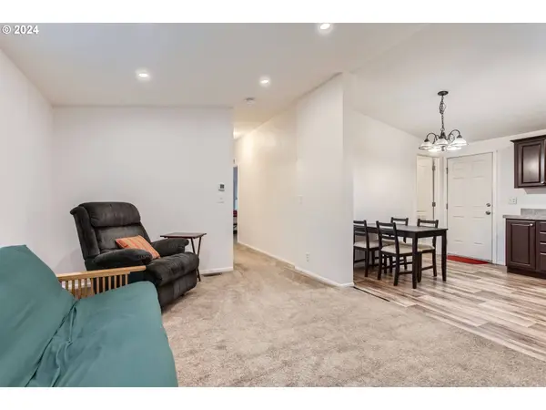 11491 SW ROYAL VILLA DR, Tigard, OR 97224