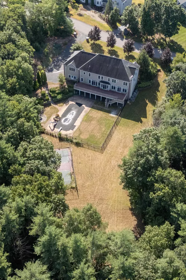 79 Heritage Hill RD, Windham, NH 03087