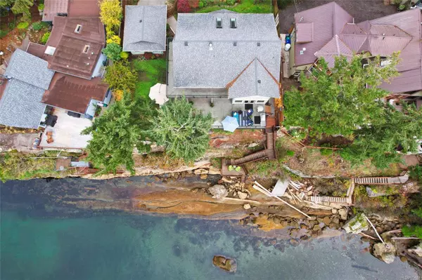 113 Malaspina Dr, Gabriola Island, BC V0R 1X1