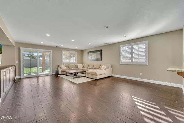 6134 Still Meadow LN, Lancaster, CA 93536