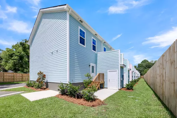 2312 Meridian Rd #202, North Charleston, SC 29405