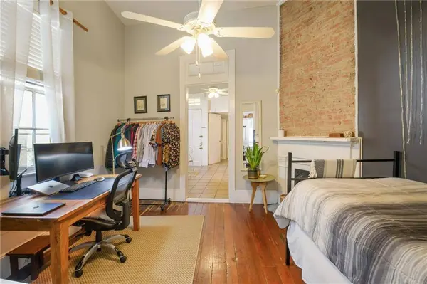 723-725 UPPERLINE ST, New Orleans, LA 70115