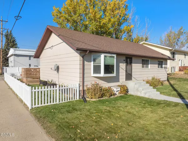 1801 8th AVE E, Williston, ND 58801