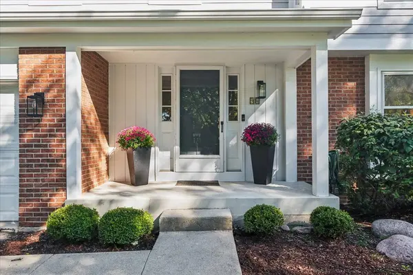 94 Augusta DR, Deerfield, IL 60015