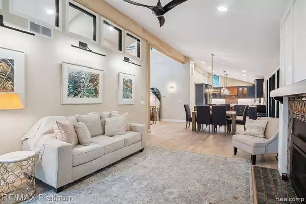 364 AuSable, Ann Arbor, MI 48104