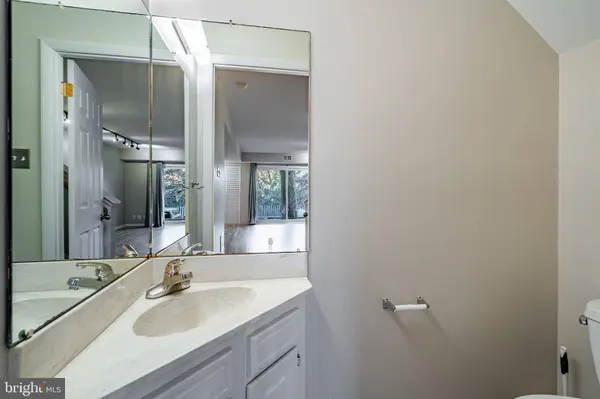 108 SUMMIT HOUSE, West Chester, PA 19382