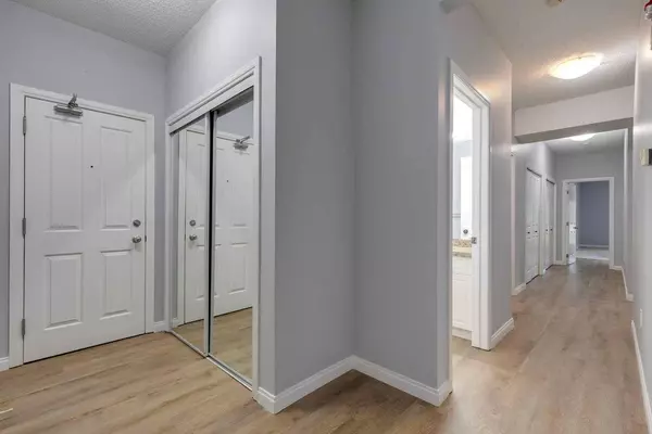 44 6A ST NE #103, Calgary, AB T2E 4A3