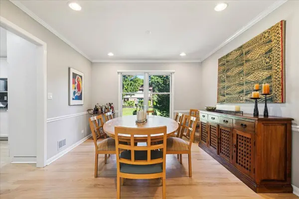 94 Augusta DR, Deerfield, IL 60015