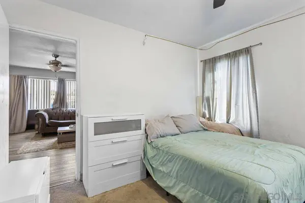 9215 San Francisco St, Spring Valley, CA 91977