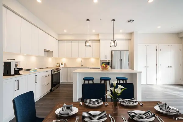 1978 OSPREY DR, Tsawwassen, BC V4M 0E8