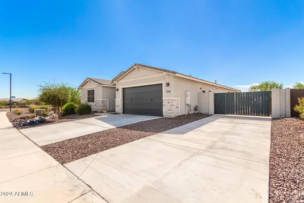 18065 W WOLF Street, Goodyear, AZ 85395