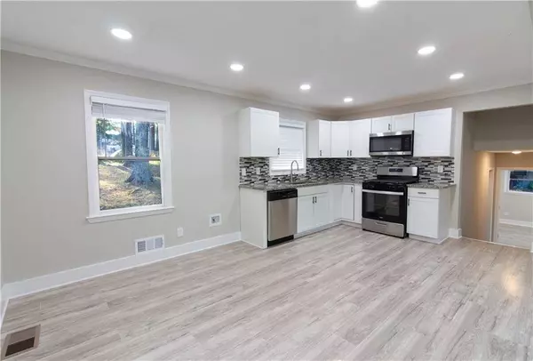 3218 STANFORD CIRCLE, Lawrenceville, GA 30044