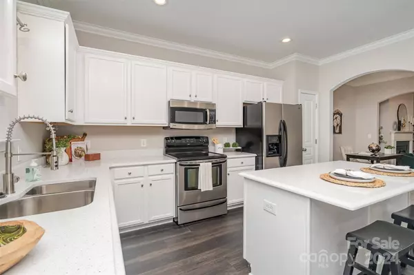 13832 Cypress Woods DR, Huntersville, NC 28078