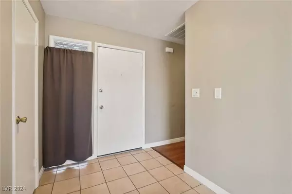 4029 Meadow Grove Avenue, Las Vegas, NV 89120