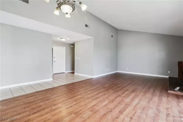 4029 Meadow Grove Avenue, Las Vegas, NV 89120