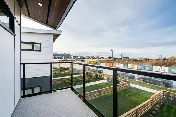 1978 OSPREY DR, Tsawwassen, BC V4M 0E8