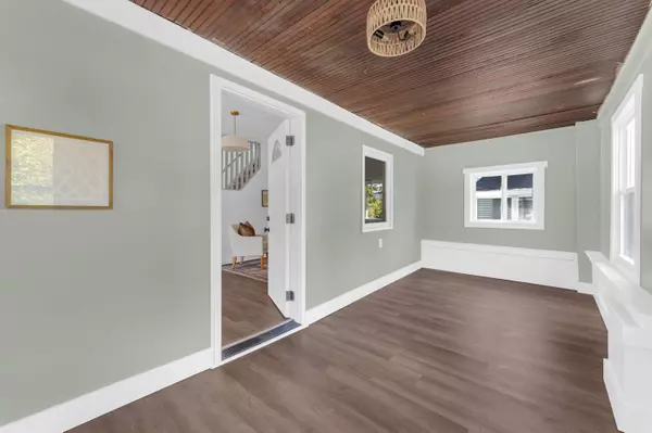 6 Palmer NW Street, Grand Rapids, MI 49505