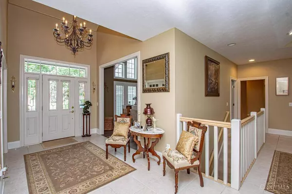 1248 Courtyard Pl, Centerville, OH 45458