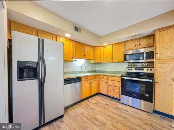 16 PENNINGTON LN, Quakertown, PA 18951