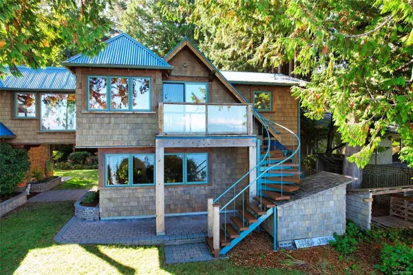 1358 Sea Lovers Lane, Gabriola Island, BC V0R 1X5