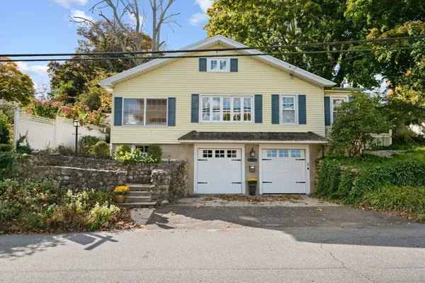 16 North Main Street, Essex, CT 06426