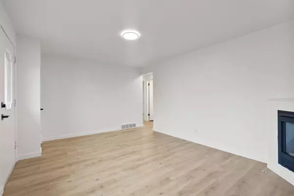 307 E Joseph Ave, Spokane, WA 99208