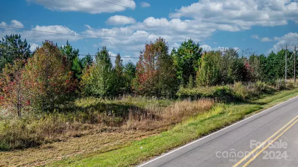 7911 River Bend RD, Claremont, NC 28610