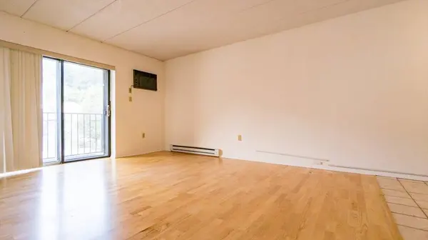 133 Franklin St #201, Stoneham, MA 02180