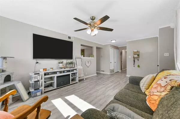 3605 Sunnydale Lane, Denton, TX 76209