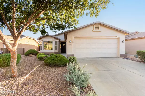 3529 E HAZELTINE Way, Chandler, AZ 85249