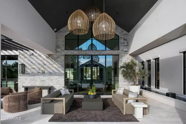 5625 N WILKINSON Road, Paradise Valley, AZ 85253