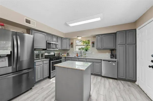 3605 Sunnydale Lane, Denton, TX 76209