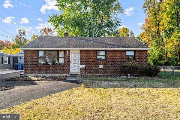 329 MAY AVE, Woodbury, NJ 08096