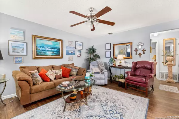 11530 CASA ALTO ST, San Antonio, TX 78233-6457