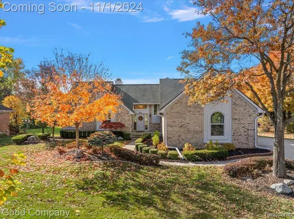 995 ELMSMERE Drive, Northville, MI 48167