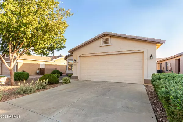 3529 E HAZELTINE Way, Chandler, AZ 85249