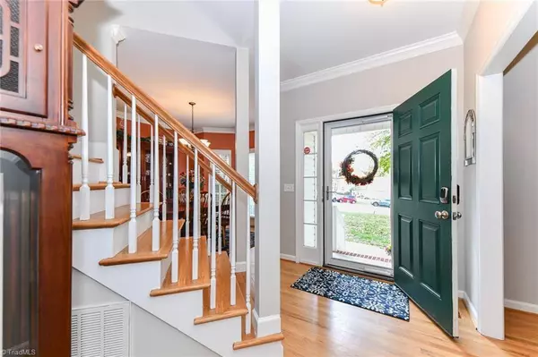 4204 Cove CT, High Point, NC 27265