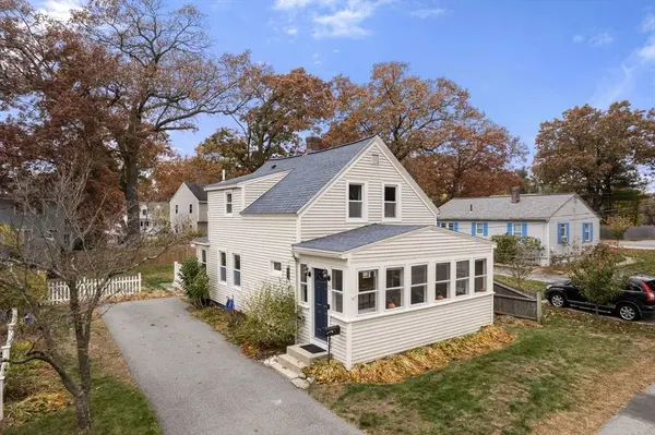 12 Fern St, Chelmsford, MA 01824