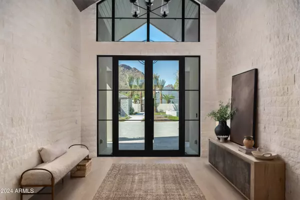 5625 N WILKINSON Road, Paradise Valley, AZ 85253