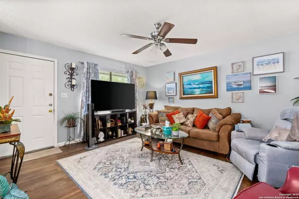 11530 CASA ALTO ST, San Antonio, TX 78233-6457