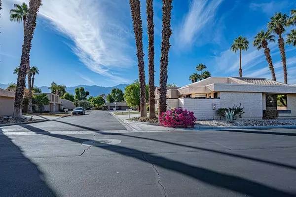 68746 68746 Calle Tafalla, Cathedral City, CA 92234