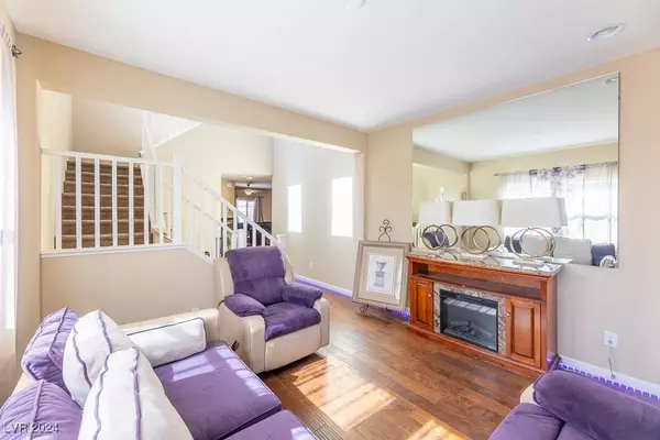 7919 Saber Tooth Street, Las Vegas, NV 89149